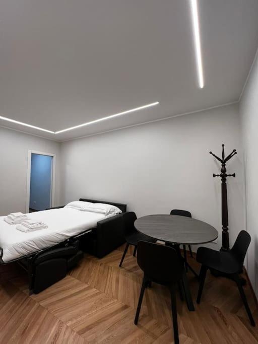 Brera Eleven Apartment มิลาน ภายนอก รูปภาพ
